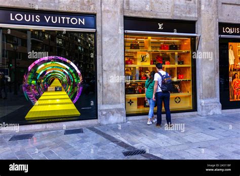 louis vuitton es|louis vuitton store in spain.